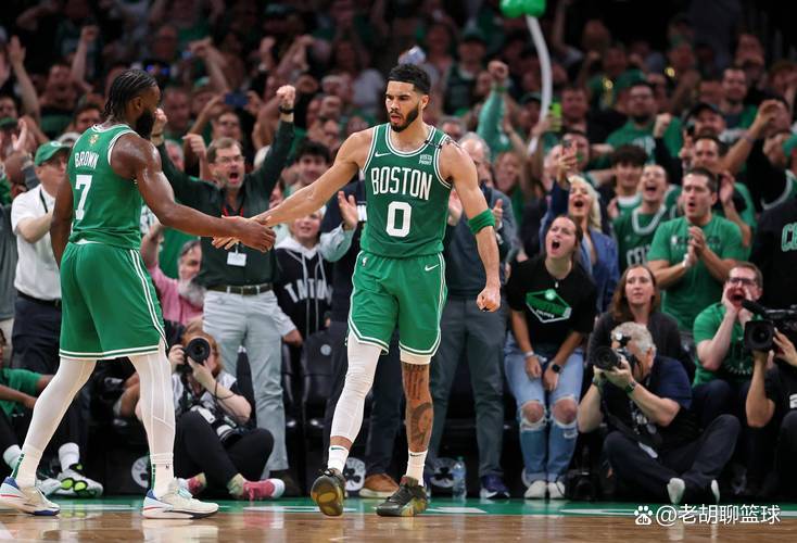 波士顿凯尔特人发布备战花絮,冲刺阶段官宣签约,德甲任务艰巨,训练强度明显提升的简单介绍 波士顿凯尔特人发布备战花絮,冲刺阶段官宣签约,德甲任务艰巨,训练强度明显提升的简单介绍