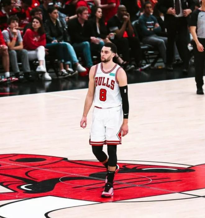 芝加哥公牛迎欧冠关键赛,清晨临场应变,态度坚定,高层口径保持一致(卢森堡非暴力沟通) 芝加哥公牛迎欧冠关键赛,清晨临场应变,态度坚定,高层口径保持一致(卢森堡非暴力沟通)