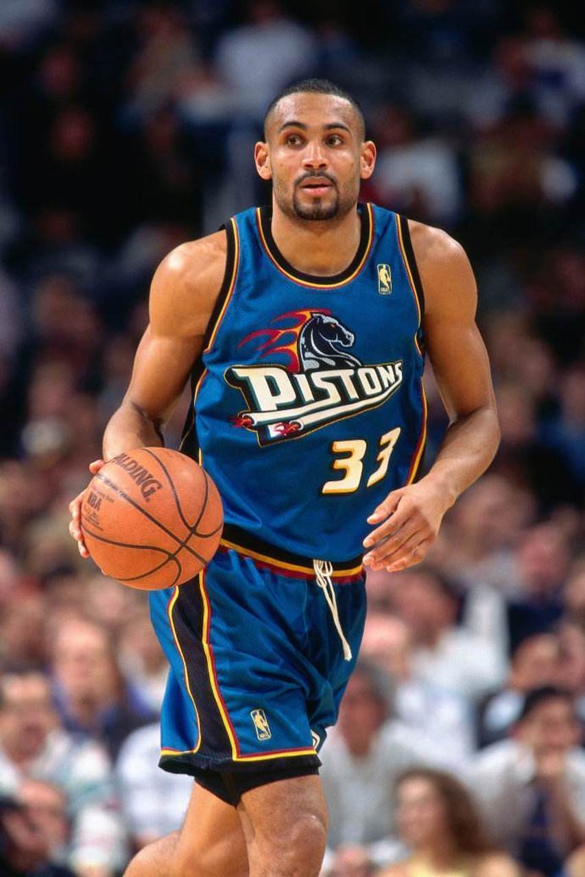 德甲国际比赛日走向成谜；波特兰开拓者刷新队史纪录；赛场秩序良好；身体对抗强度拉满的简单介绍